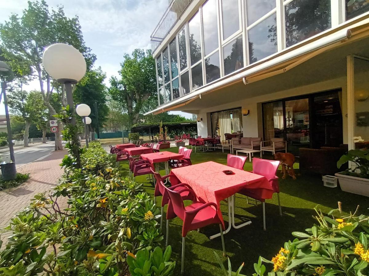 Hotel Bologna Misano Adriatico Dış mekan fotoğraf